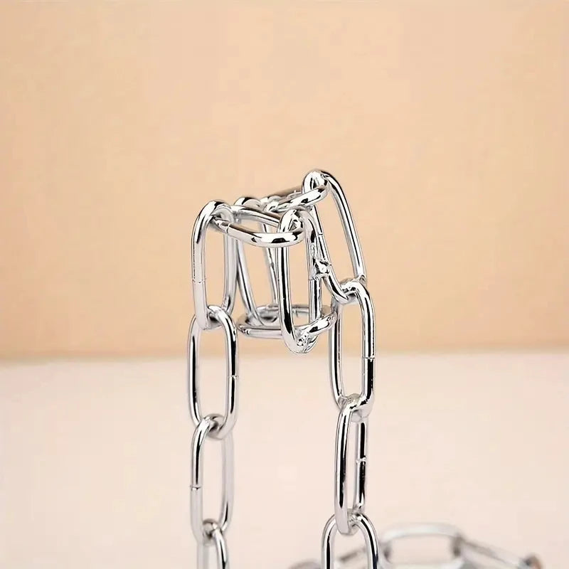 Floating Iron Chain Wine Bottle Holder – Decorative Whisky & Wine Display Stand